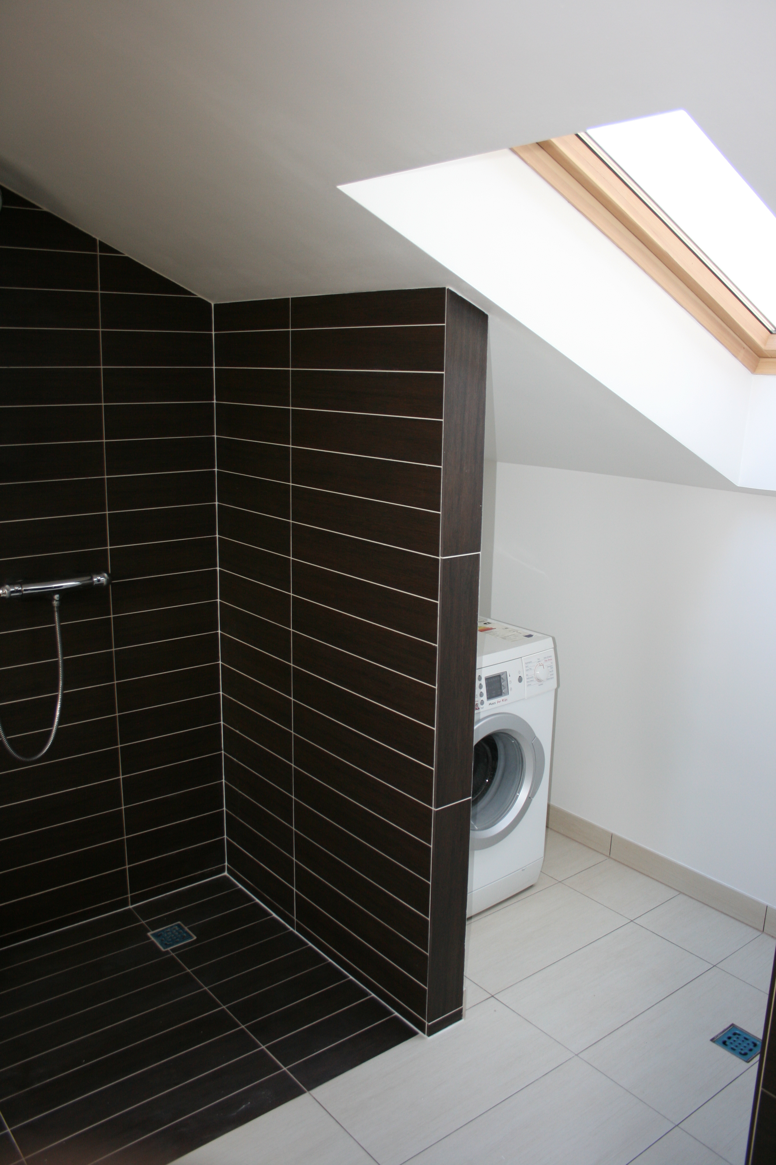 Modern Black and White Loft Bathroom - Thumbnail 12