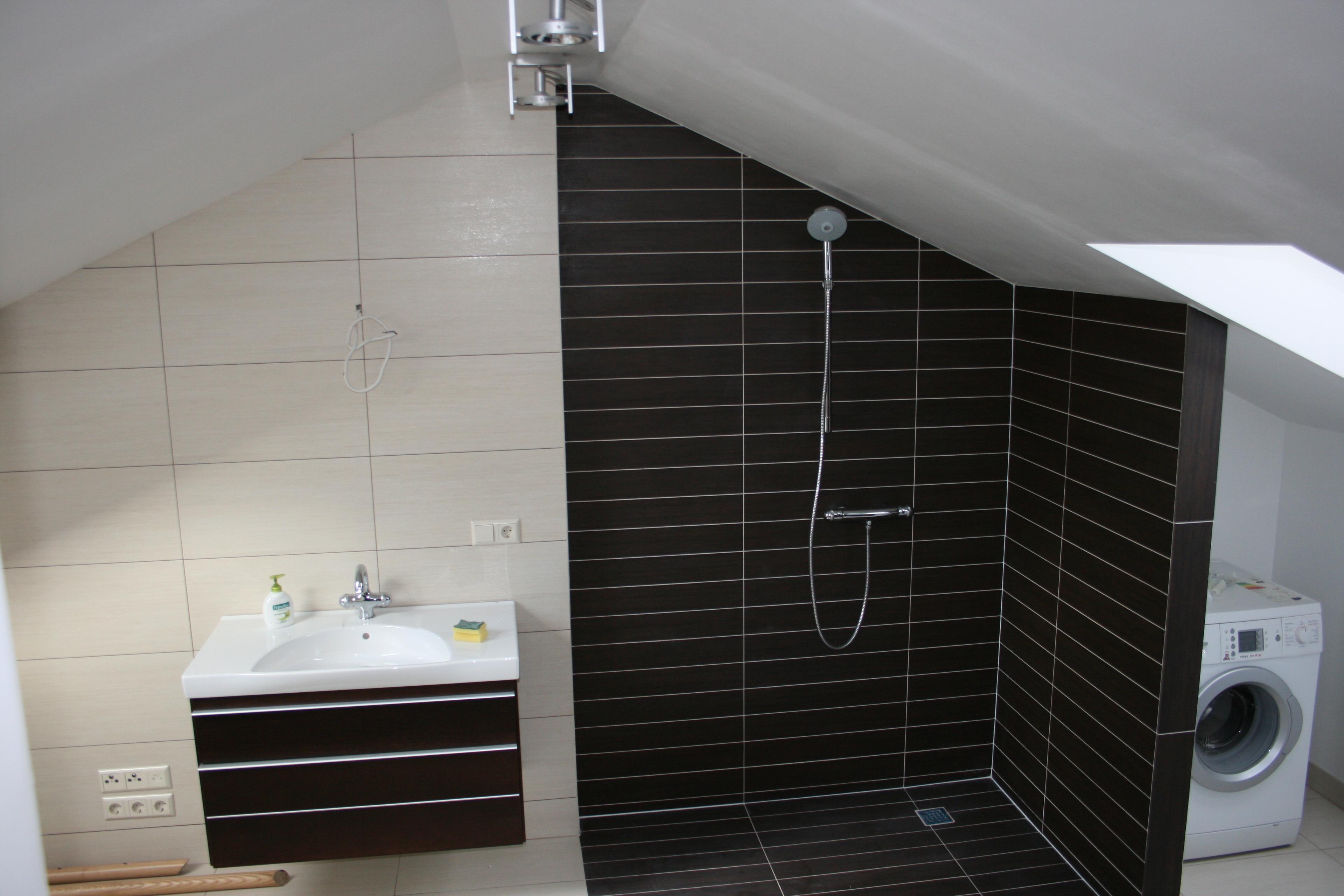 Modern Black and White Loft Bathroom, a Bathroom project by Lateres, Blackburn with Darwen (image 1 of 12)